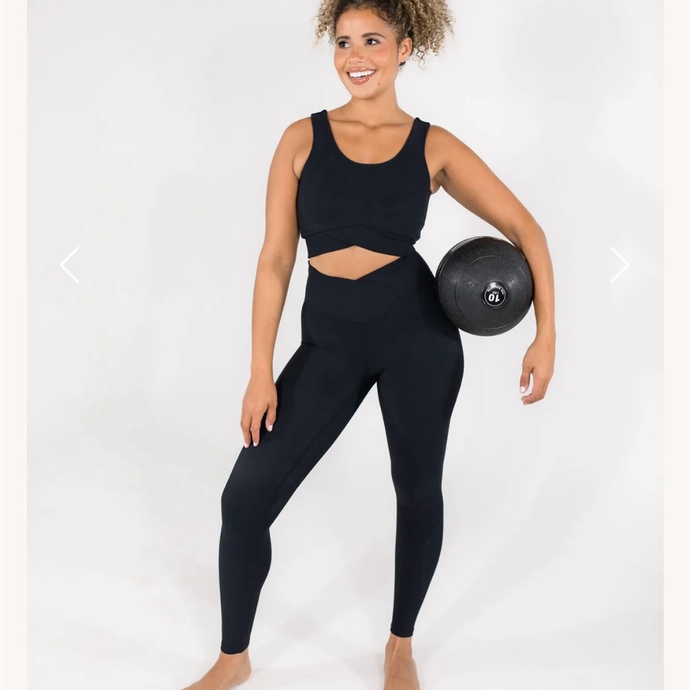 Refine Ribbed Crossover Top & Leggings